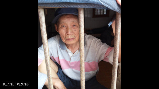 嚴春香老人今年7月被關在鄂州市精神病院內