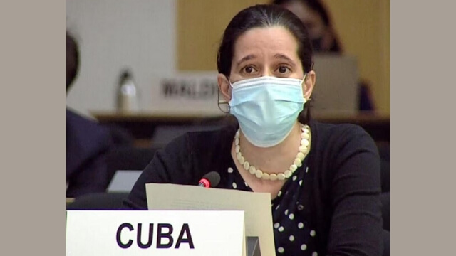 古巴代表正在日內瓦人權理事會上介紹53國挺中共的聯合聲明 （聯合國網絡電視截圖）