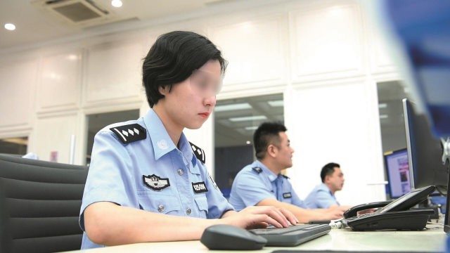 忙碌的中國網警（網絡圖片）