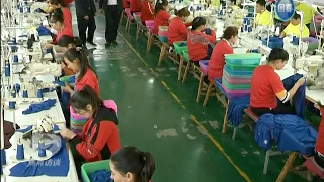 新疆工廠甚至僱用未成年人（網絡圖片）