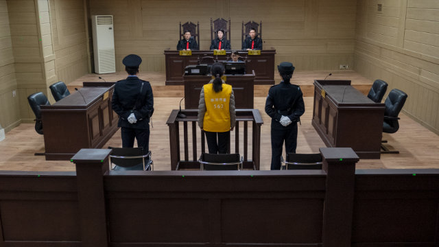 全能神教會基督徒正在聽宣判(網絡圖片) 全能神教會基督徒正在聽宣判(網絡圖片)